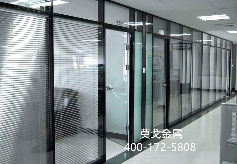 商業(yè)/會(huì)所辦公樓黑鈦不銹鋼鋼玻璃隔斷